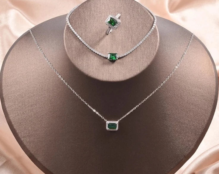 Diamond Necklace Set